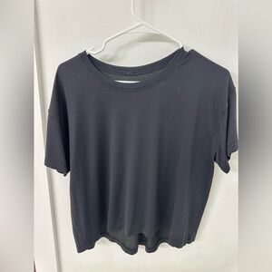 Lululemon Short Sleeve Shirt Size 12